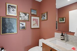 Single Family Residence, 1102 Amoroso pl, Venice, CA 90291 - 30