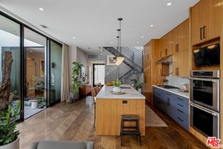 Single Family Residence, 1102 Amoroso pl, Venice, CA 90291 - 16