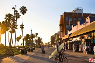 , 31 S. Venice blvd, Venice, CA 90291 - 13