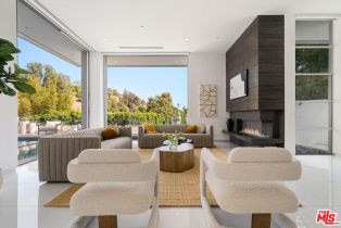 Single Family Residence, 9311 Readcrest dr, Beverly Hills, CA 90210 - 5