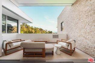 Single Family Residence, 9311 Readcrest dr, Beverly Hills, CA 90210 - 17