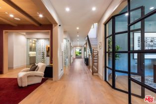 , 5084 Valjean ave, Encino, CA 91436 - 2