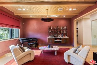 , 5084 Valjean ave, Encino, CA 91436 - 3