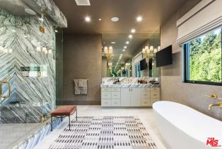 , 5084 Valjean ave, Encino, CA 91436 - 23