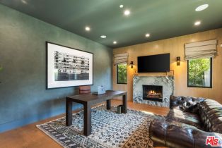 , 5084 Valjean ave, Encino, CA 91436 - 6