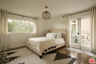 Single Family Residence, 1583 Lindacrest dr, Beverly Hills, CA 90210 - 20