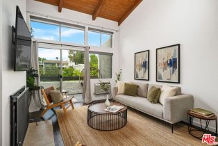 Condominium, 4900 Overland ave, Culver City, CA 90230 - 4