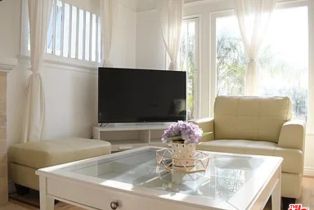 , 947 5th Street, Santa Monica, CA 90403 - 8