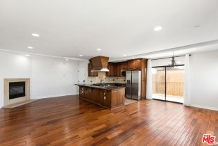 , 1146 Hacienda pl, West Hollywood , CA 90069 - 3