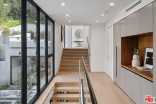 Single Family Residence, 3670 Buena Park dr, Studio City, CA 91604 - 15