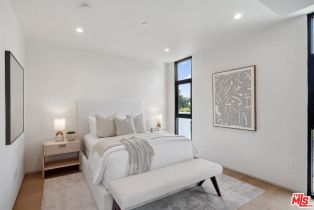 Single Family Residence, 3670 Buena Park dr, Studio City, CA 91604 - 32