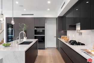 Single Family Residence, 3670 Buena Park dr, Studio City, CA 91604 - 9