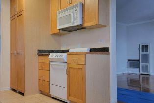 Apartment, 304 REEVES dr, Beverly Hills, CA 90212 - 14