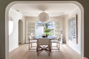 Single Family Residence, 2453 Oak st, Santa Monica, CA 90405 - 8