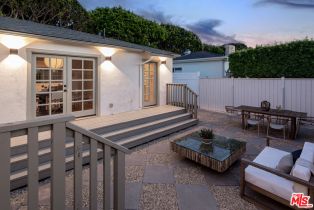 Single Family Residence, 2453 Oak st, Santa Monica, CA 90405 - 17