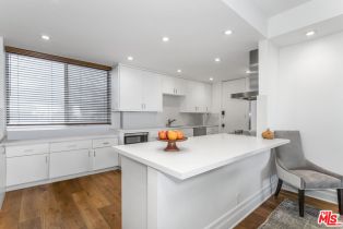 Condominium, 1100 Alta Loma rd, West Hollywood , CA 90069 - 12