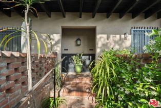 Residential Income, 327 Swall dr, Beverly Hills, CA 90211 - 5