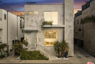 Single Family Residence, 657 Mildred ave, Venice, CA 90291 - 2
