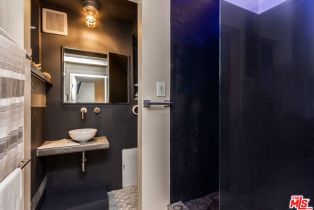 Single Family Residence, 657 Mildred ave, Venice, CA 90291 - 50