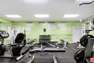 , 10535 Wilshire blvd, Westwood, CA 90024 - 24