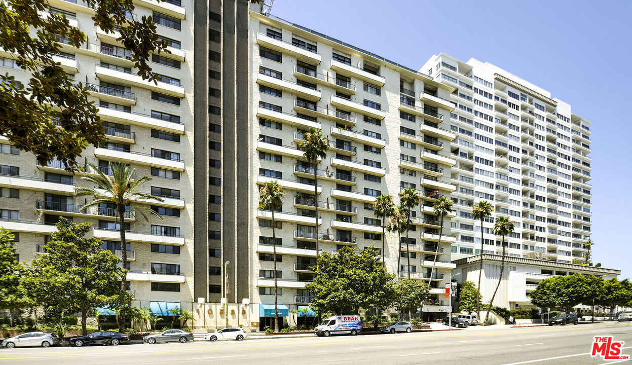 , 10535 Wilshire blvd, Westwood, CA 90024 - 1