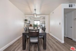 Condominium, 14332 Dickens st, Sherman Oaks, CA 91423 - 6