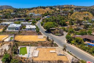 , 1033 Lachman ln, Pacific Palisades, CA 90272 - 5