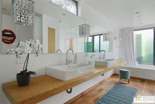 Single Family Residence, 7 Vicente ter, Santa Monica, CA 90401 - 39