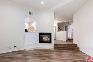 Condominium, 18730 Hatteras st, Tarzana, CA 91356 - 4