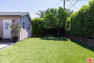 Single Family Residence, 18336 Calvert st, Tarzana, CA 91335 - 23