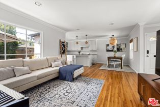 Single Family Residence, 18336 Calvert st, Tarzana, CA 91335 - 10