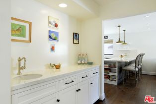 Townhouse, 17258 Palisades cir, Pacific Palisades, CA 90272 - 9