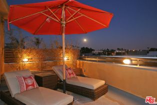 Residential Income, 2216 Main st, Santa Monica, CA 90405 - 7