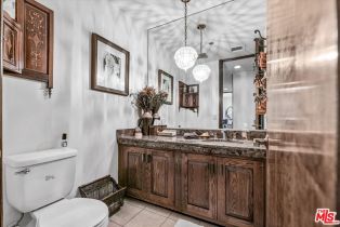 Condominium, 300 Swall dr, Beverly Hills, CA 90211 - 24