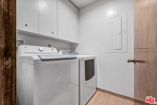 Condominium, 300 Swall dr, Beverly Hills, CA 90211 - 23