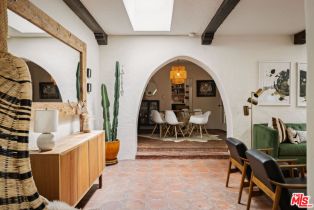 Single Family Residence, 1012 Superba ave, Venice, CA 90291 - 5