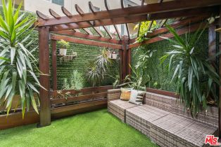 , 1744 10th st, Santa Monica, CA 90404 - 23