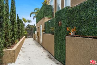 , 1744 10th st, Santa Monica, CA 90404 - 2