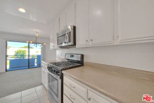 Condominium, 4311 Colfax ave, Studio City, CA 91604 - 11