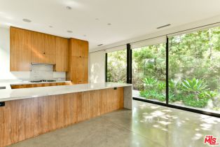 Residential Lease, 848  Milwood AVE, Venice, CA  Venice, CA 90291