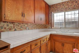 Single Family Residence, 717 Marco pl, Venice, CA 90291 - 11