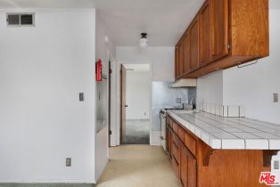 Single Family Residence, 717 Marco pl, Venice, CA 90291 - 24