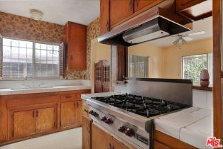 Single Family Residence, 717 Marco pl, Venice, CA 90291 - 10