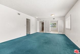 Single Family Residence, 22100 Dumetz rd, Woodland Hills, CA 91364 - 16