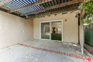 Single Family Residence, 22100 Dumetz rd, Woodland Hills, CA 91364 - 9