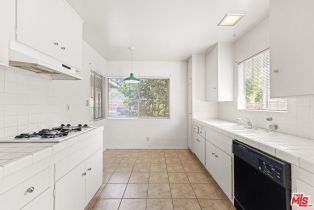 Single Family Residence, 22100 Dumetz rd, Woodland Hills, CA 91364 - 19