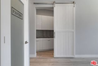 , 21037 Costanso St, Woodland Hills, CA 91364 - 15