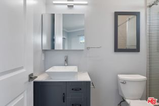 , 21037 Costanso St, Woodland Hills, CA 91364 - 25