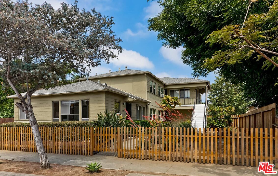 Residential Income, 11243 Culver blvd, Culver City, CA 90230 - 1