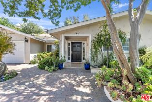 , 23264 Calvert st, Woodland Hills, CA 91367 - 4